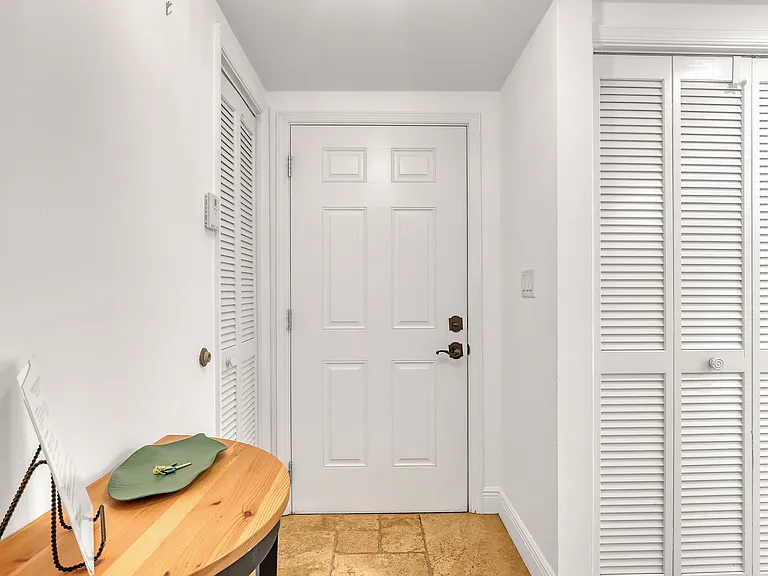 11863 Wimbledon Cir #408 — Photo 13