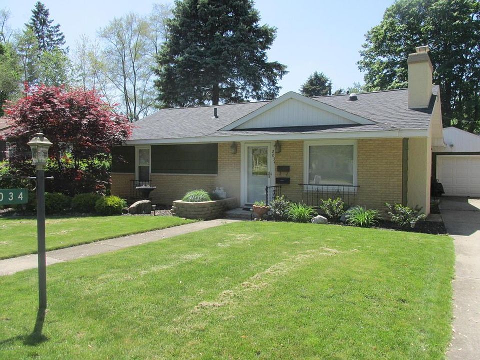 1st image of 2034 Lewis Dr
