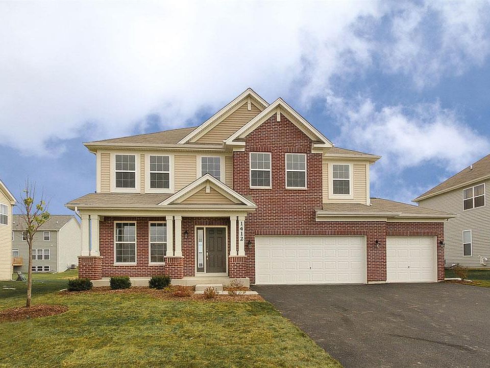 Located on 0428 in Lakewood Prairie in Joliet, IL