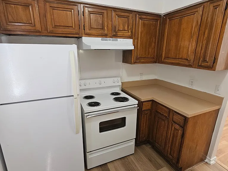 1400 Darr St #C — Photo 2