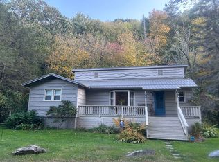 186 Goshen Creek Ln, Boone, NC 28607