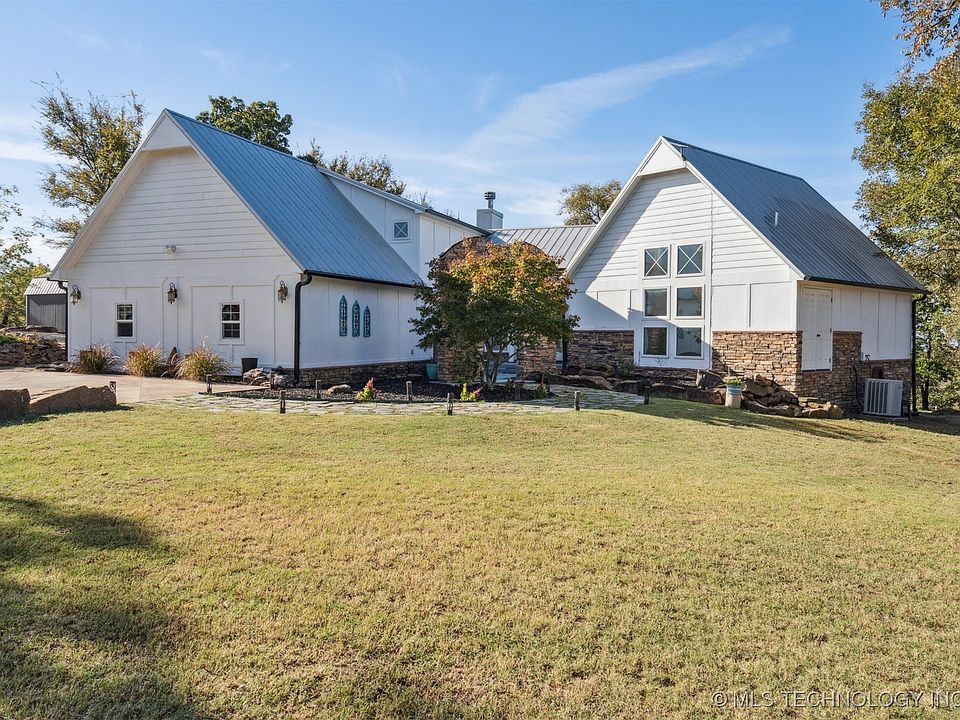 1st image of 74 Vista Ln