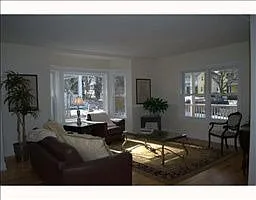 637 5th St photo 1