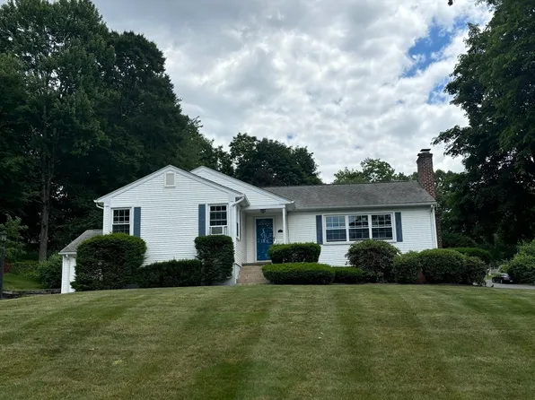 119 E Gooseberry Rd, West Springfield, MA 01089