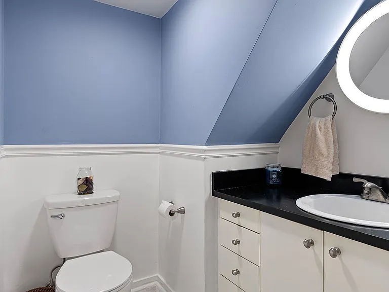 1020 Wawaset St — Photo 16