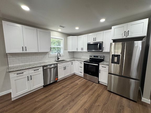 5th image of 42 Peniel Rd
