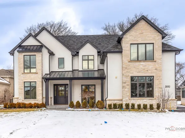 3890 Greenacre Dr, Northbrook, IL 60062