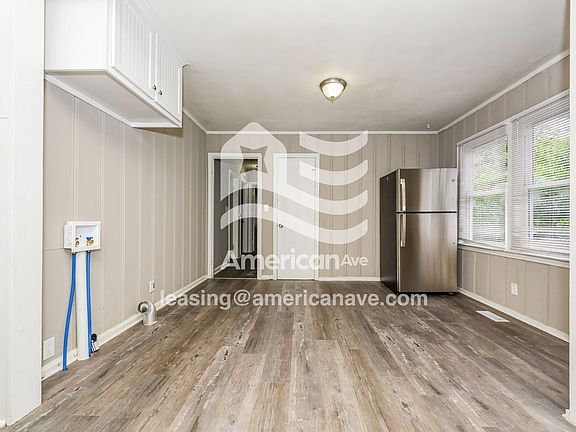 1523924_004_wm_-_dining_room_12911694.jpg