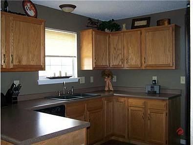 3rd image of 7419 Cordova Dr