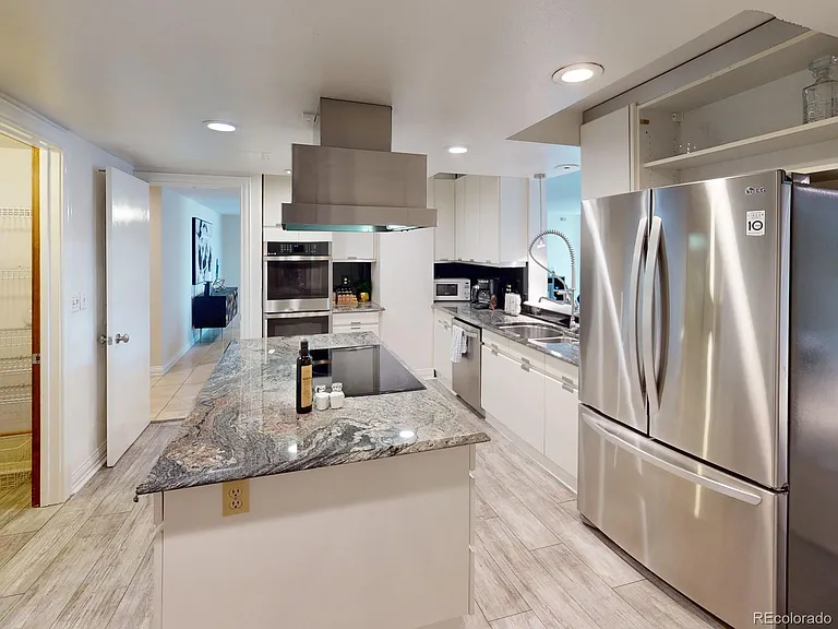 1777 Larimer St #808 — Photo 9