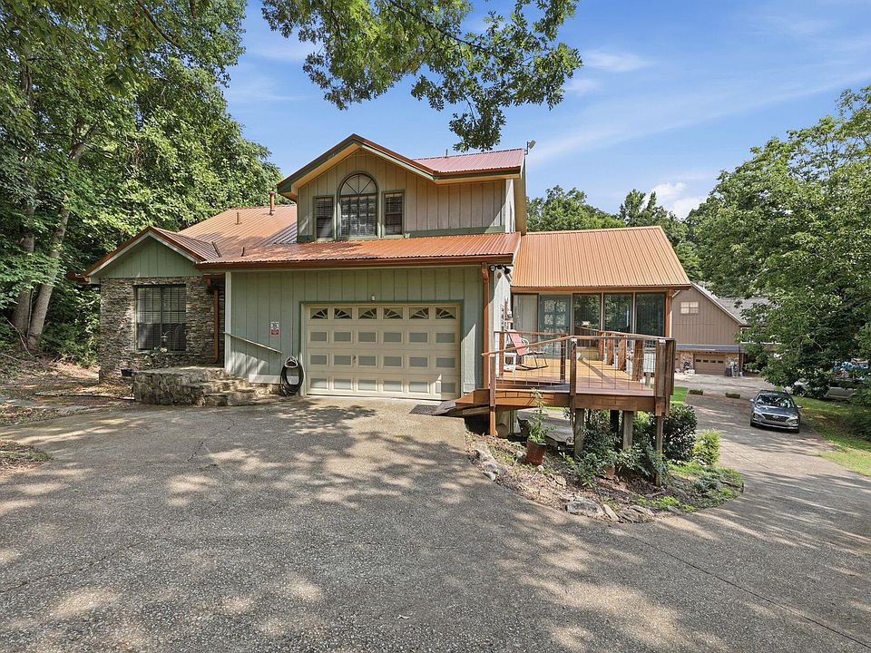1st image of 494 Forest Dr