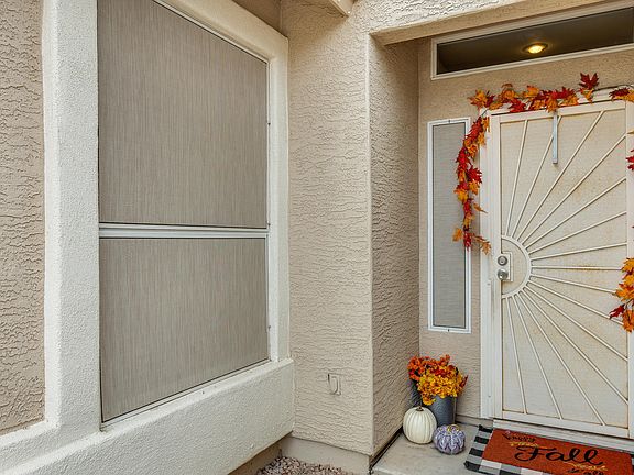 4th image of 6151 W Navajo Dr
