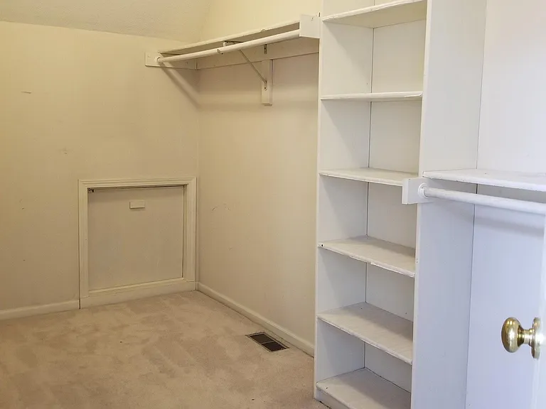 1281 E Sheridan Bridge Ln — Photo 23