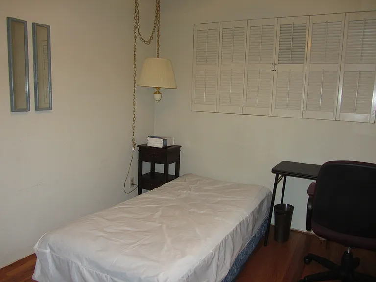 1220 W Mendocino Ave #1 — Photo 18