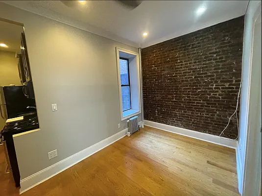 Rented by EXR | media 7