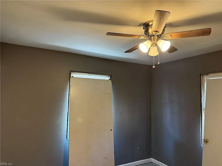 1712 Bainbridge Blvd #4 — Photo 6