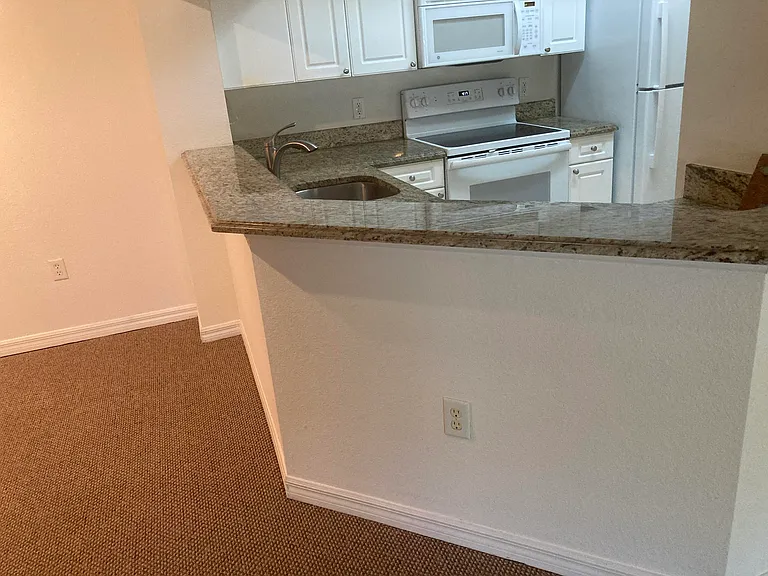 3018 Alcazar Pl #103 — Photo 30