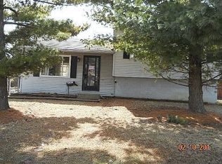 5547 Deforest Dr, Columbus, OH 43232