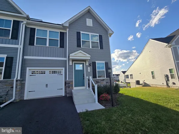 107 Dunster St, Martinsburg, WV 25405