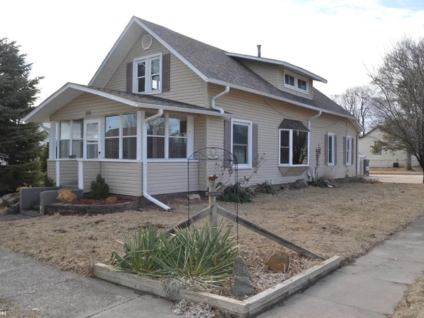 305 E Spring St, Manly, IA 50456