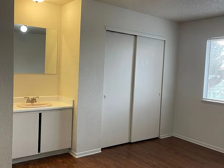 1295 Downard Ln — Photo 20