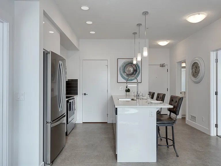 19621 S 40th St SE #401 — Photo 16