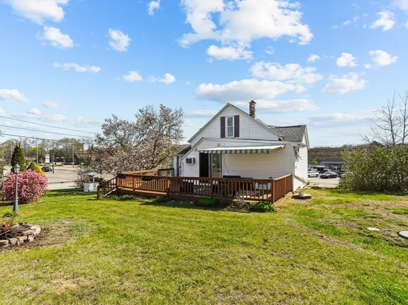 854 State Rd, Westport, MA 02790