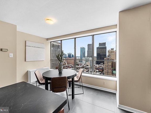 4th image of 224-230 W Rittenhouse Sq #2116