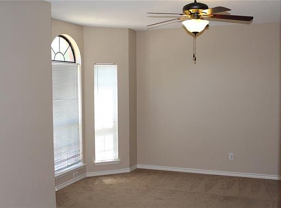 3rd image of 7021 Club Creek Dr