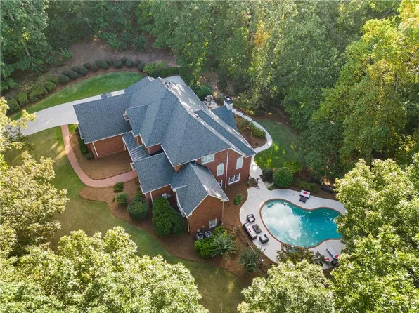 2779 Horseshoe Knoll Ln NE, Roswell, GA 30075