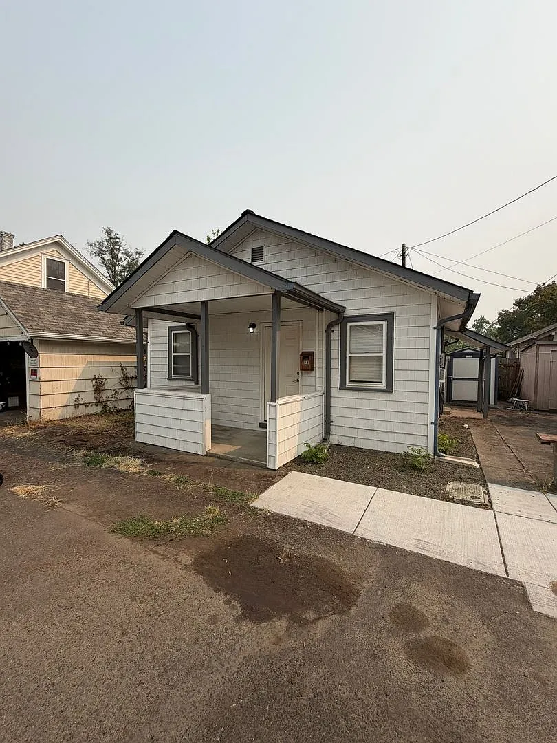 2 Bedroom in Downtown Albany! — Photo 1