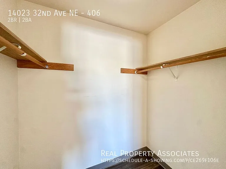 Parkway 1 — Photo 42