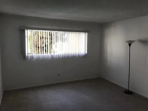 11810 Mayfield Ave #205 — Photo 14
