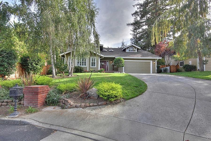1st image of 15941 Camino Del Cerro