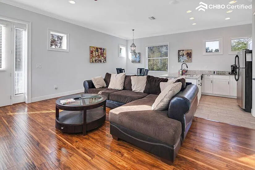 Odessa Furnished Rental — Photo 4