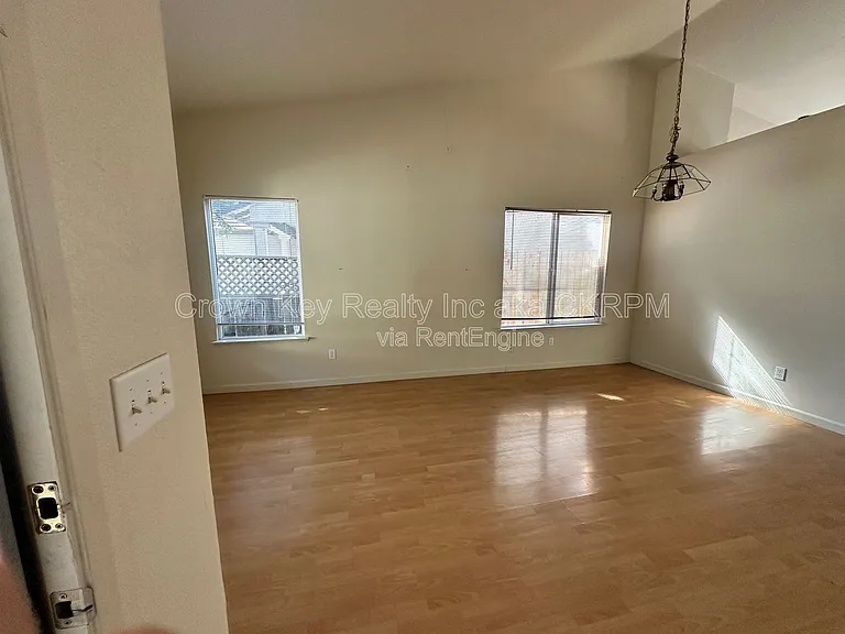 1720 Alcira Nunez St — Photo 6