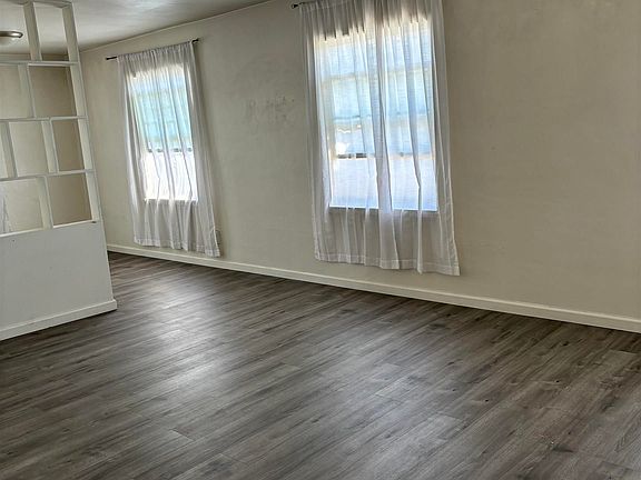 2nd image of 12479 San Pablo Ave