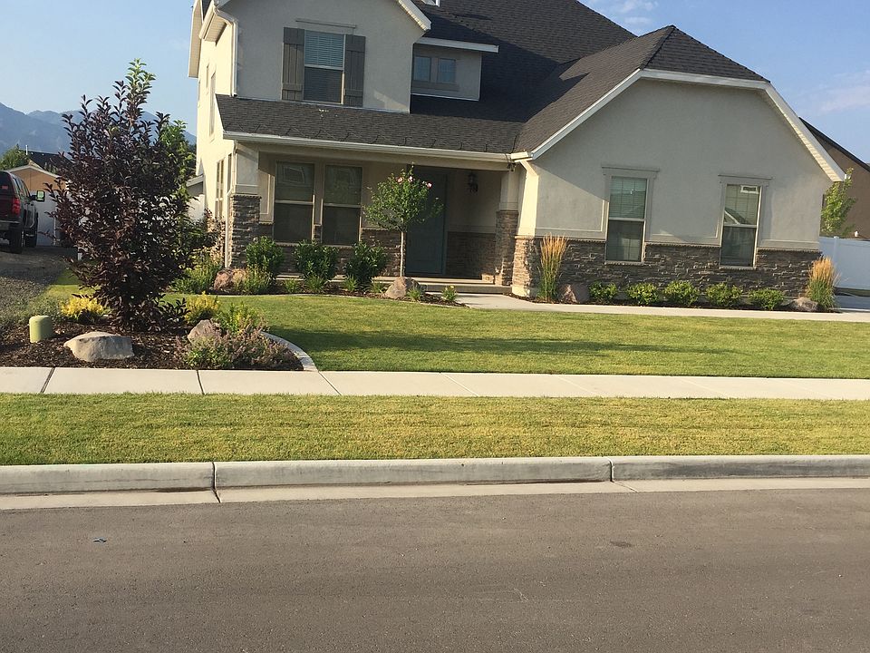 2nd image of 931 W 1150 S