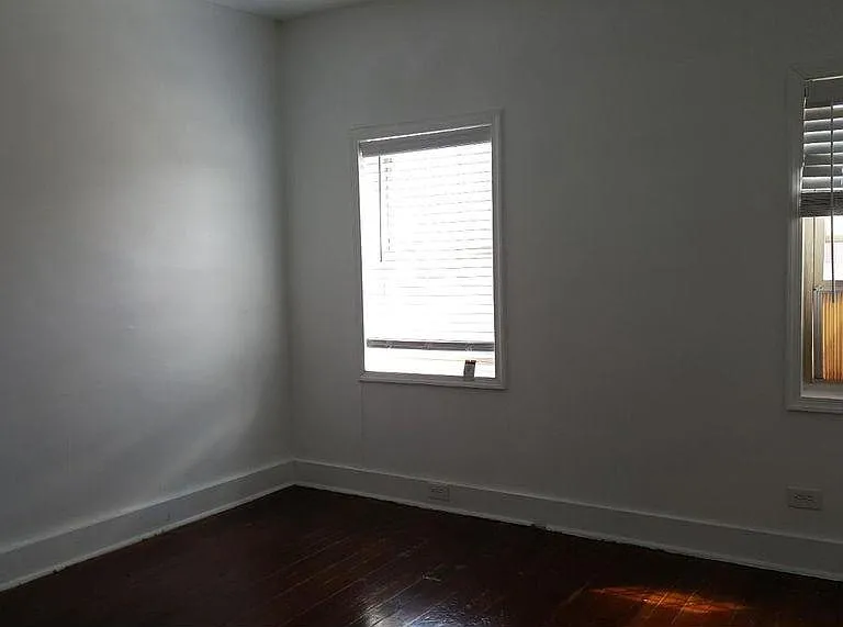 2542 Cedar St — Photo 6