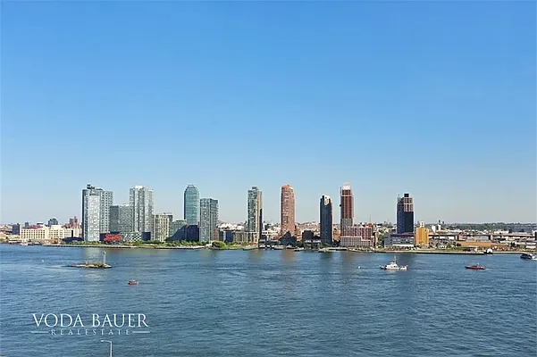Sold by Voda Bauer Real Estate | media 4