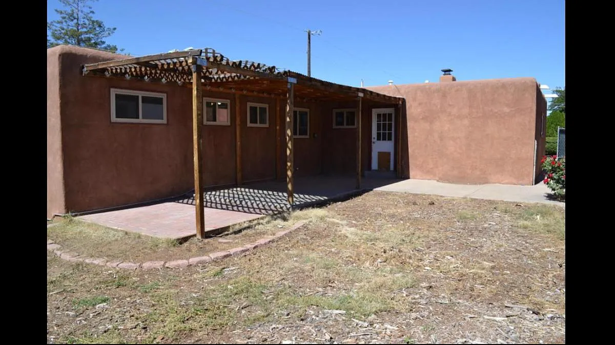 3 bed, 1475 sqft, $2,250 — Photo 2