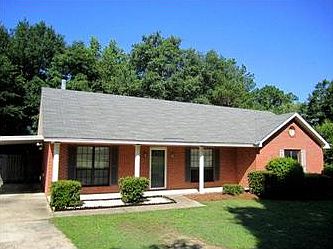 2nd image of 207 Pecan Cir