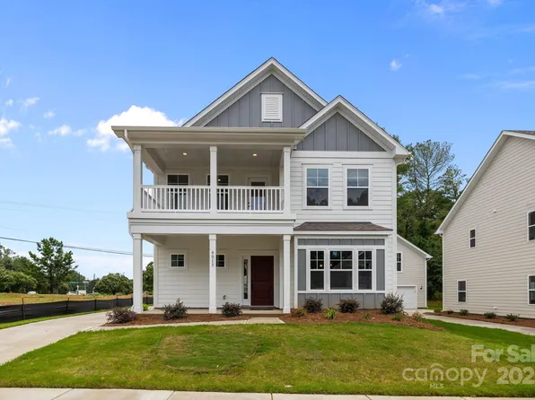 4013 Grommet Ct, Matthews, NC 28105