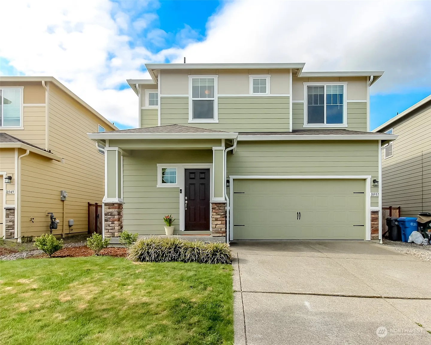 18951 112th Avenue Ct E photo 1