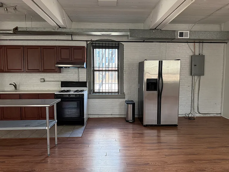 1011 Cherry St #4F — Photo 5