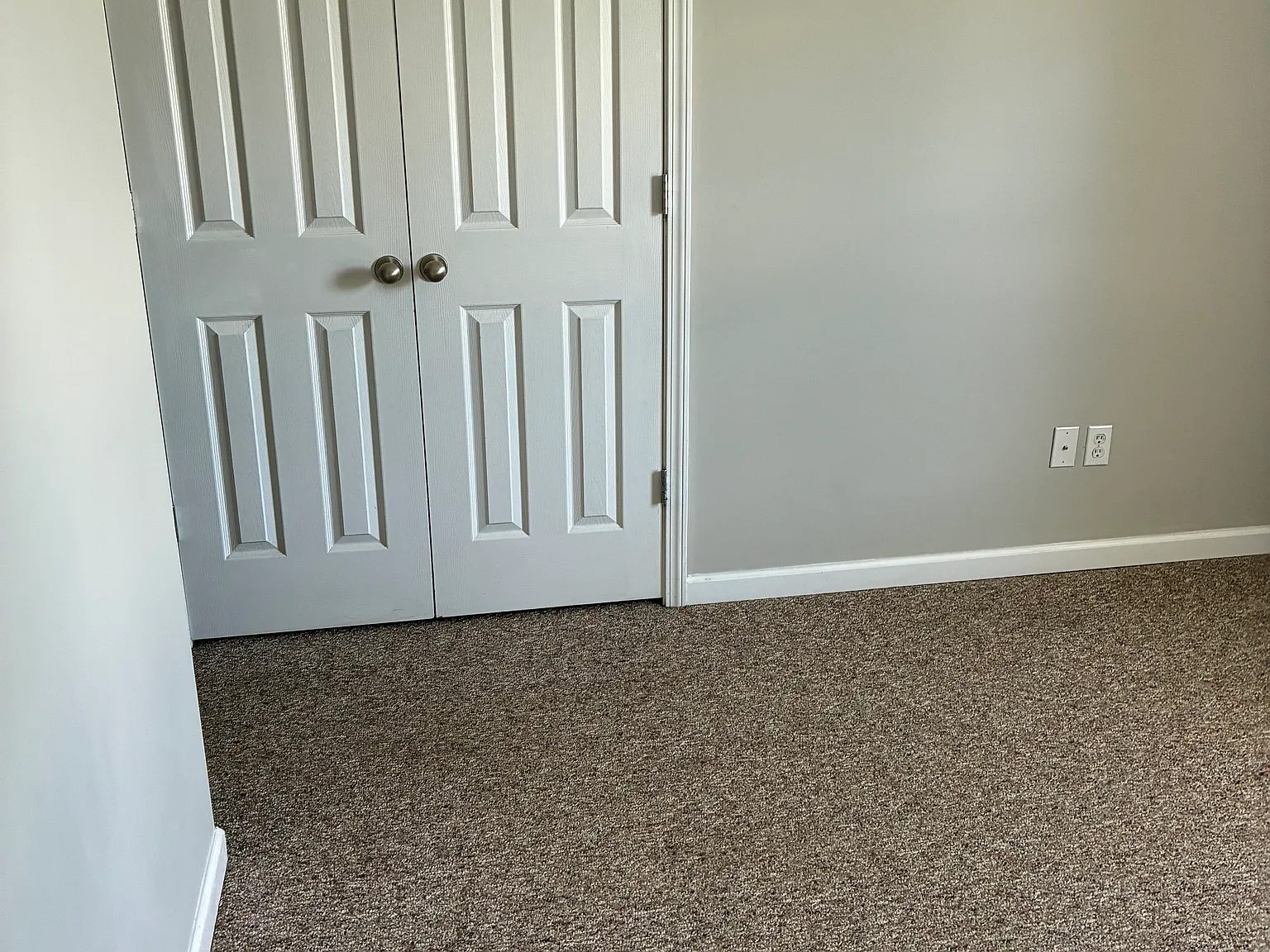 1 bed, 1244 sqft, $600 — Photo 4