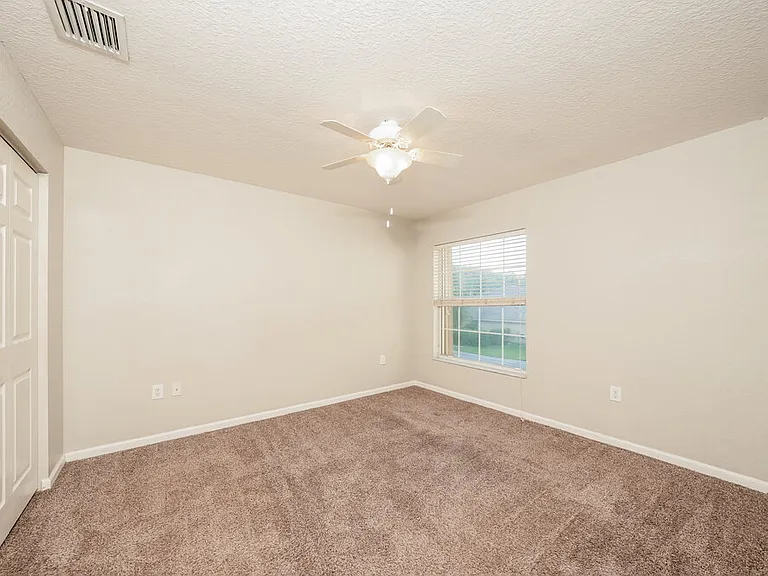 7617 Jewelwood Dr — Photo 13