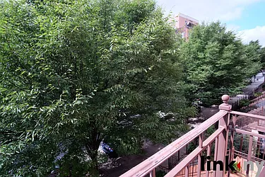 Rented by Link NY Realty