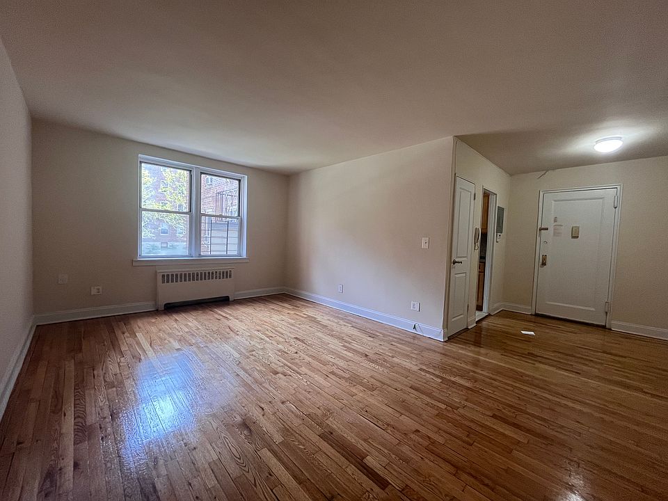 1st image of 143-36 Barclay Ave #2L