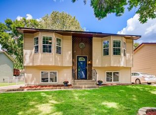 949 104th Ave NW, Coon Rapids, MN 55433